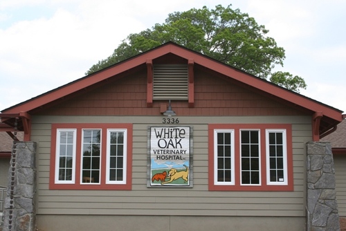 White Oak Veterinary Hospital Location Sign